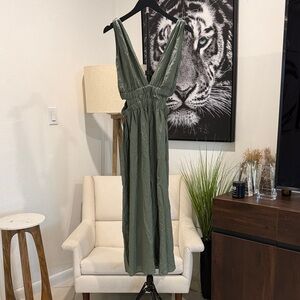 Raviya Sage Green Backless Maxi Dress